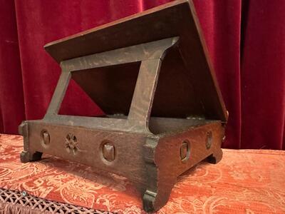 Missal Stand  en Oak wood, Belgium  20 th century