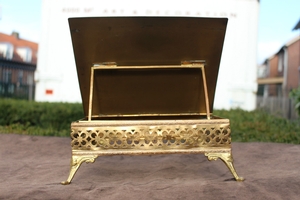 Missal Stand en BRASS / ENAMEL, France 19th century