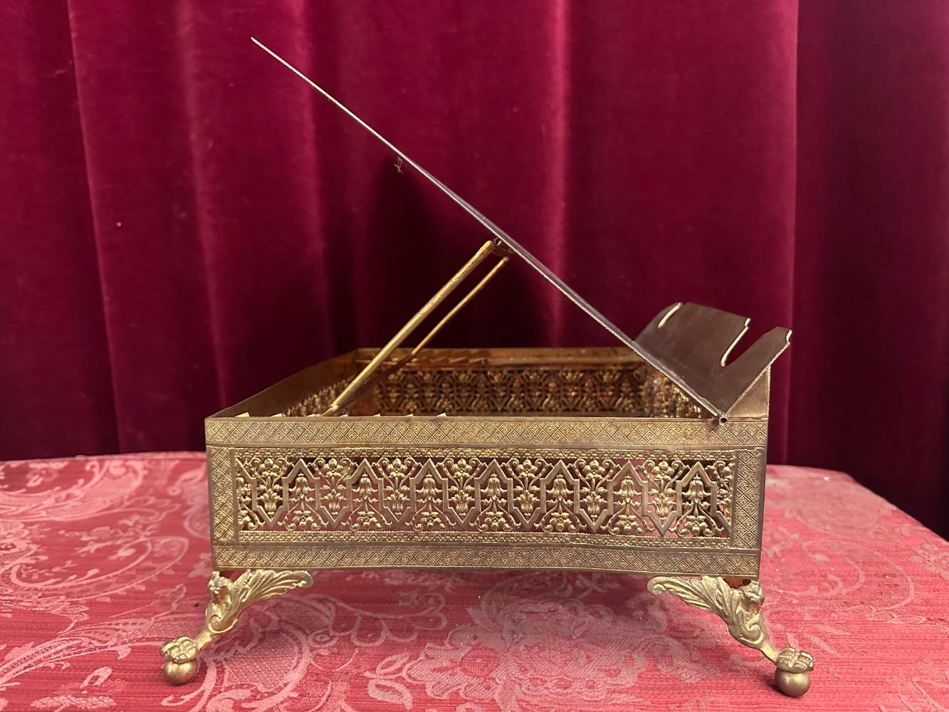 1  Missal Stand Adustable