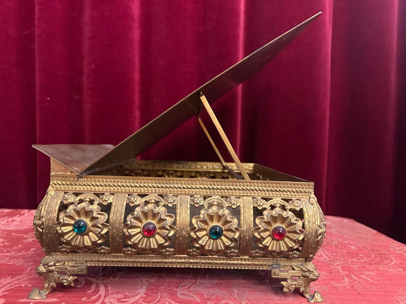 1  Missal Stand Adustable