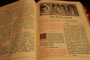 Missale Romanum. en Paper / Leather,