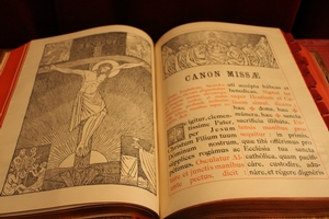Missale Romanum. Belgium 20th century (1934)