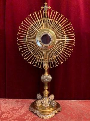 Monstrance en Brass / Bronze / Glass / Stones, France 19 th century