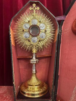 1  Monstrance With Orignal Full Silver Lunula & Case