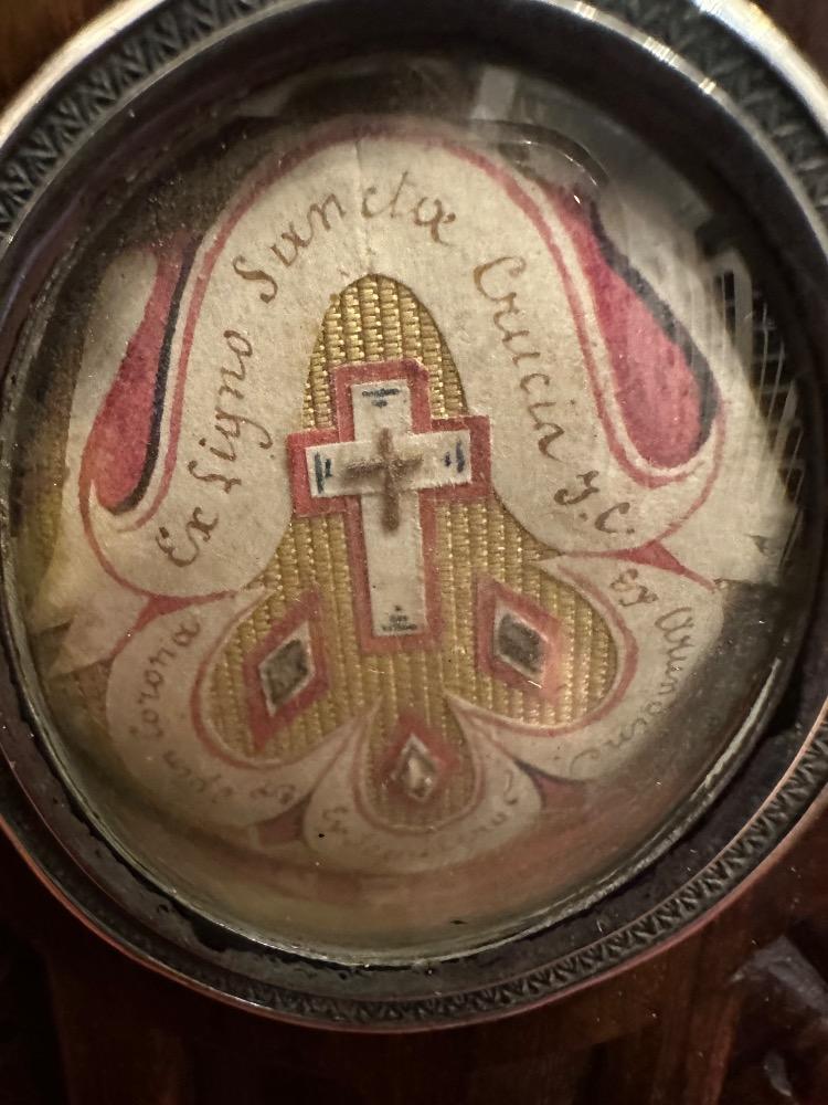 1  Multi Cross - Reliquary