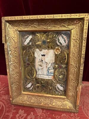 Multi Reliquary Devoted To St. Joannes Nepomucenos. Relics : St. Sixtus / Clemens. St. Falida / St. Honorata en Monastery Handwork /  Wood / Glass / Fabrics / Stones, Austria 18 th century