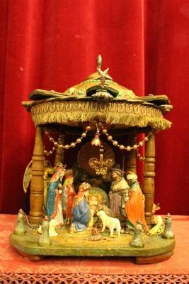 Nativity Scene en fully hand-carved wood / polychrome , Northern - Italy 19th century