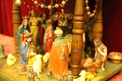 Nativity Scene en fully hand-carved wood / polychrome , Northern - Italy 19th century