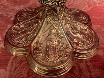 Chalice With Original Paten & Spoon And Documentation. At The Bottem Engraved style Neo Classicistic en Full - Silver, Belgium 19th century