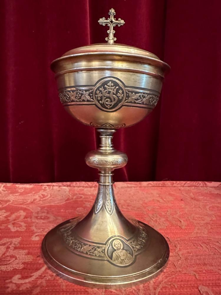 1 Neo Classicistic Ciborium