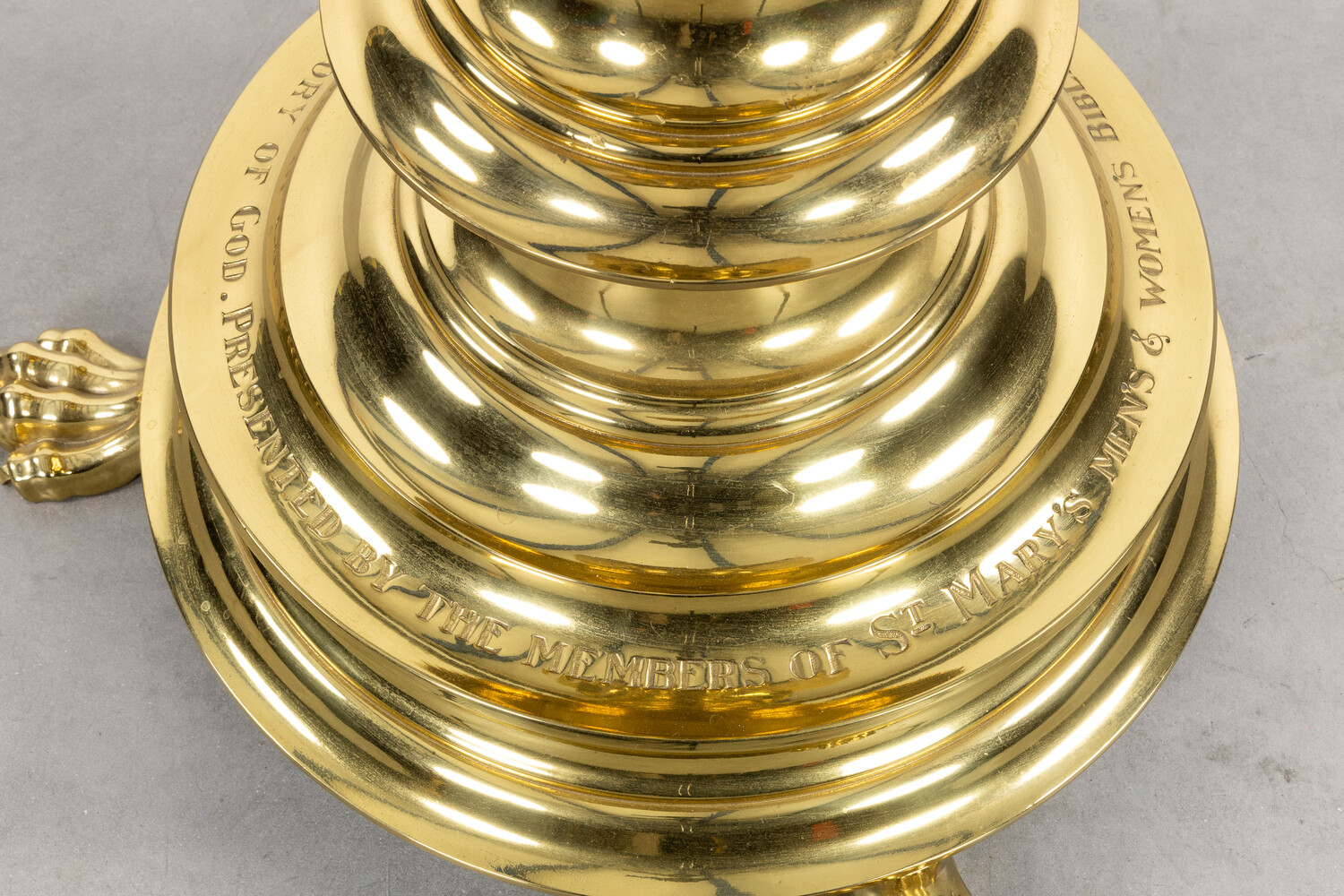 1 Neo Classicistic Eagle Lectern Inscription : 'To The Glory Of God. Presented By The Members Of St. Mary'S Men'S And Woman'S Bible Classes, Easter 1905.'