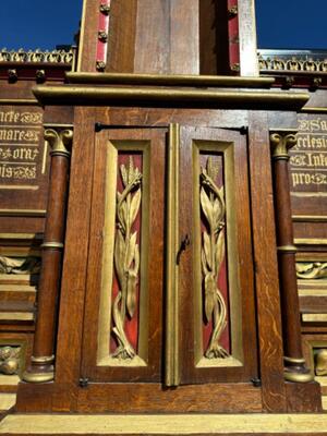 High Quality Pair Of Neoclassical Roman-Gothic-Style Side-Altars. Including The Original Altar-Stones. style Neo Classicistic - Gothic - Style en Oak wood, Belgium  19 th century