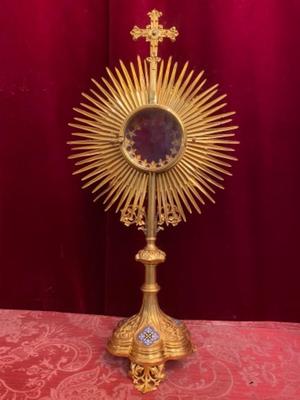 Monstrance style Neo Classicistic en Brass / Bronze / Gilt / Enamel, Paris France 19 th century ( Anno 1885 )