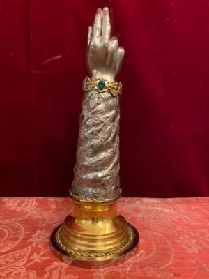 Reliquary  Arm Relic Of :  St. Dominica  style Neo Classisistic en Silver / Brass, Southern Germany 18th century