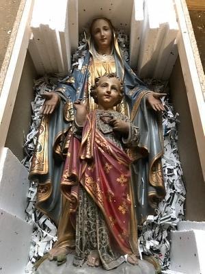 Packing Process For Colorado U.S.A. 2018. St. Mary With Child en plaster polychrome, Belgium 19th century