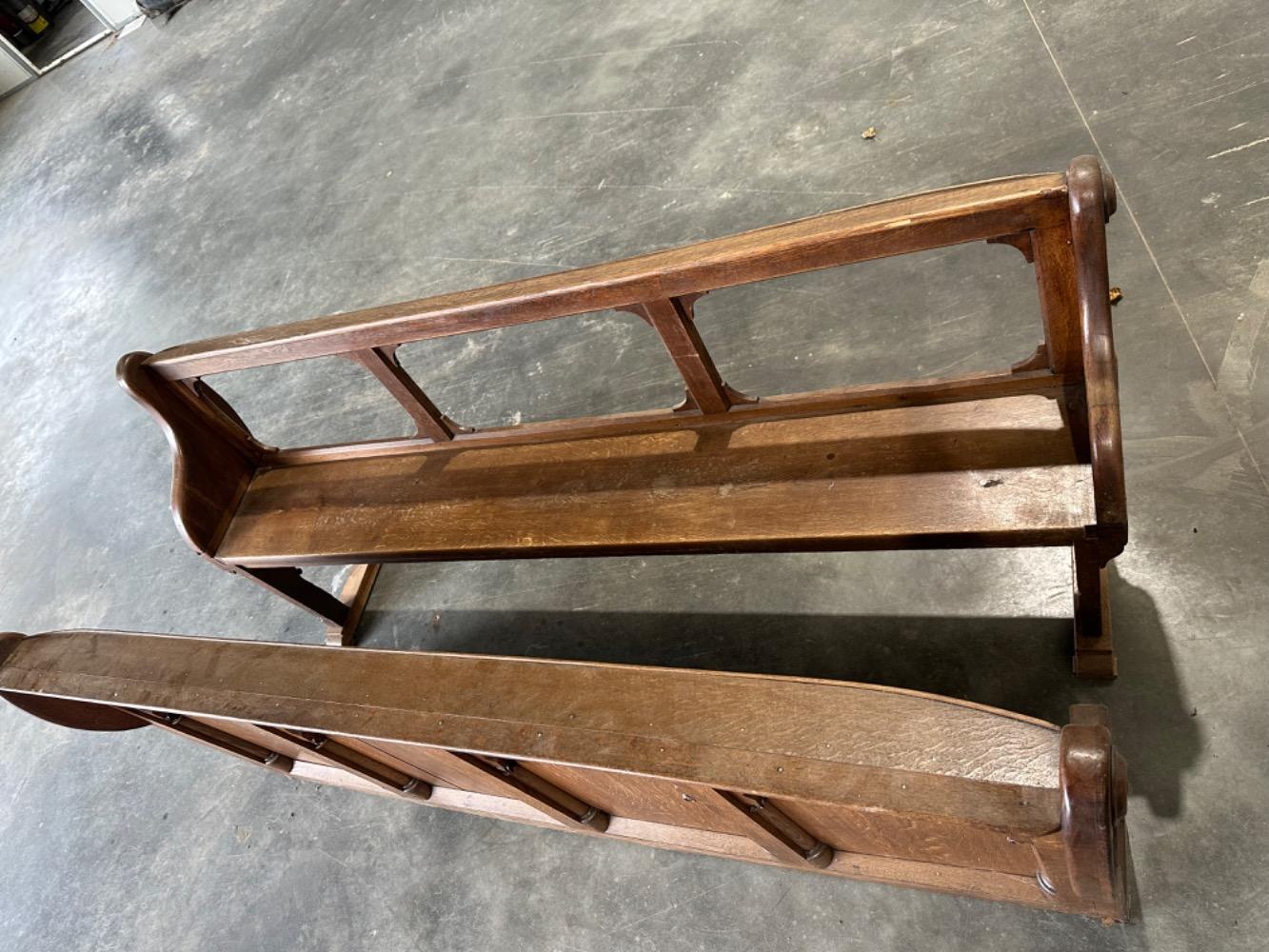 1  Pew With Front Part