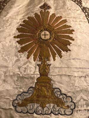 Procession Banner en Fabrics / Embroidery, Belgium  19 th century