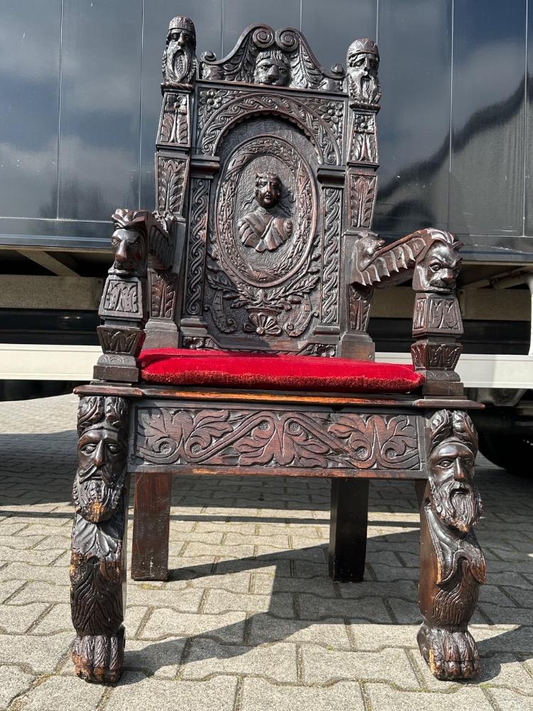 1  Rare Unique Seat