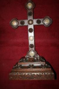 Relic Cross With First Class Relics Original Documents  en Wood Oak, Belgium 19 th century