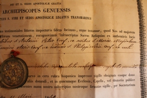 Relic Ex Oss. S. Anton. Padua. Ex Cinere Corporis S. Franc. Assisi. Ex Veste Maria Magd. De Pazzi. Ex Indusia S. Phillipus Neri. Ex Ossibus M. Magdelena Paenetentia Genua Italy 1860