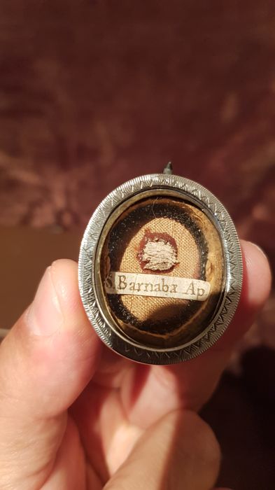 1  Relic Holder In Silver Alloy With Acanthus Leaves Motifs, With Relic Of St. Barnabas - Italy, 1800