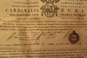 Relic St. Bonaventura Cardinalis Albanensis Ex Veste With Document Italy  19th century (1823)