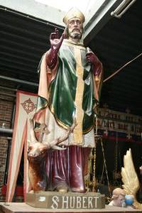 Religious Statue St. Hubertus en PLASTER POLYCHROME, Belgium 19th century