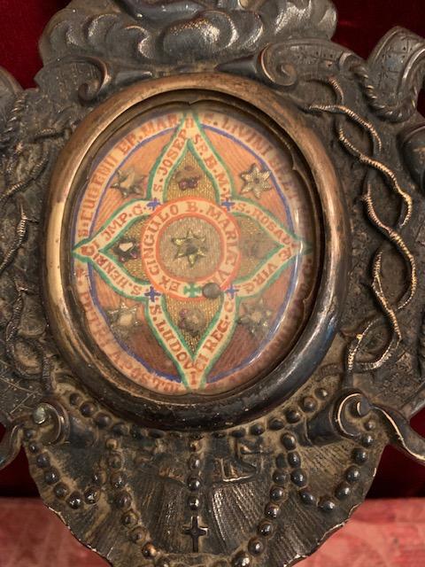 1 Reliquary Baroque Relics Of St. Mary & St. Joseph / St. Petrus Ap. / St. Antonius Of Padua Conf. / St. Eugenius Mart. / St. Livinus Mart. / St. Rosalia Virg. / St. Henricus Imp. / St. Ludovicus-Louis Regis .