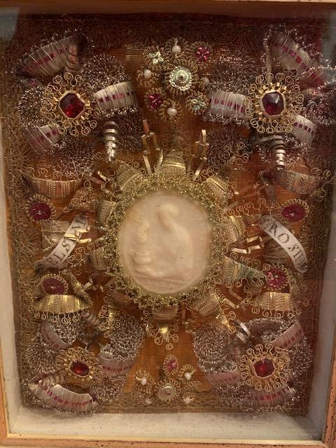 1  Reliquary / Monastery - Work Relics St. Celsii & St. Rosii Ex Ossibus Wax Medallion Madonna