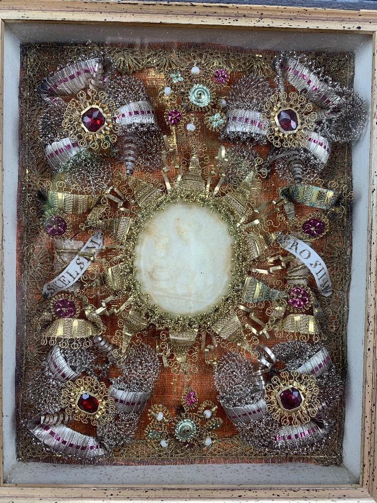 1  Reliquary Monastery - Work Relics St. Celsii & St. Rossii Ex Ossibus Wax Medallion Madonna