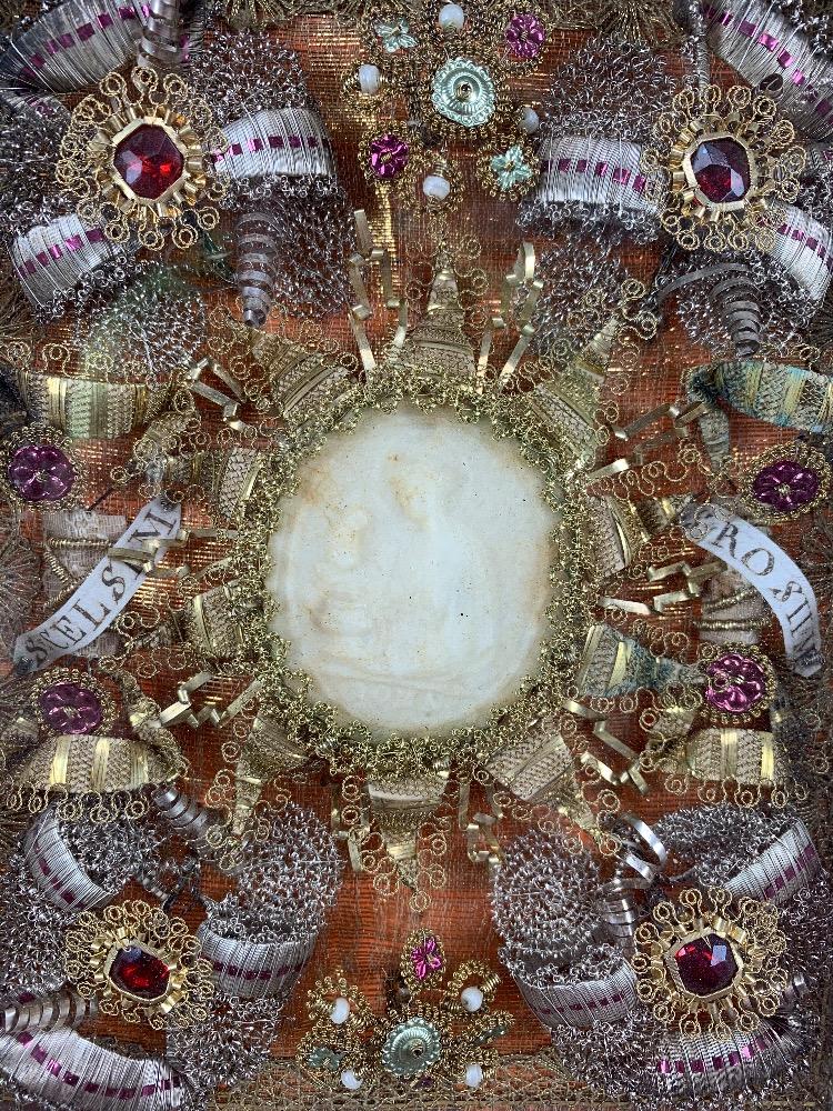 1  Reliquary Monastery - Work Relics St. Celsii & St. Rossii Ex Ossibus Wax Medallion Madonna