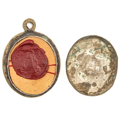Reliquary - Relic 12 Apostles en Brass / Glass / Wax Seal, Belgium  19 th century