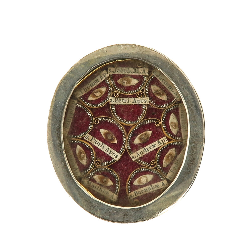 1  Reliquary - Relic 12 Apostles