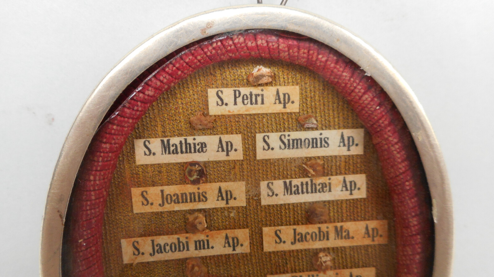 1  Reliquary - Relic 12 Apostles