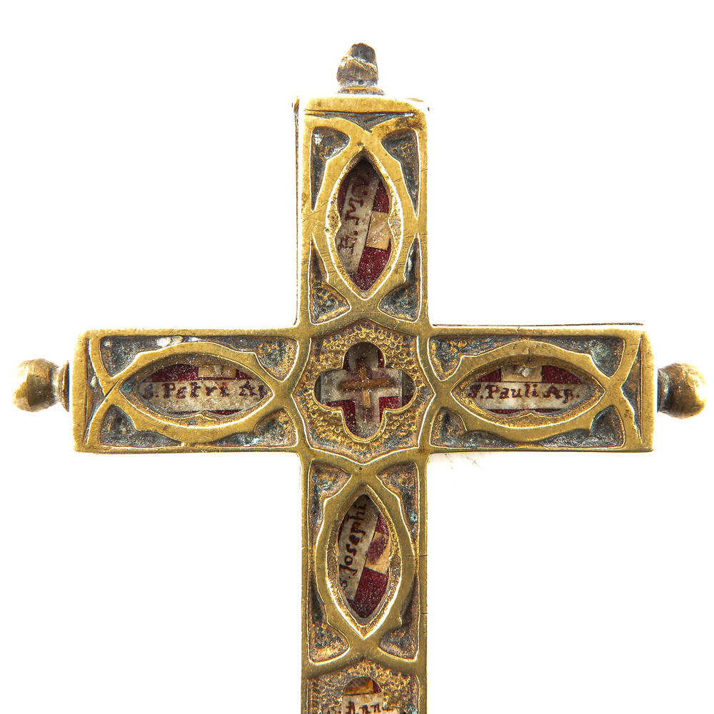 1  Reliquary - Relic Cross