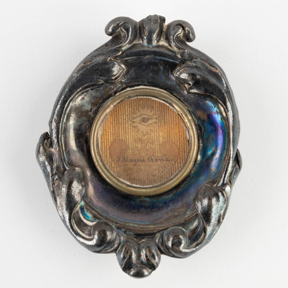 1  Reliquary - Relic Ex Arca Sepulcrali Sancti Alois Gonzagae, Confessoris. With Original Document