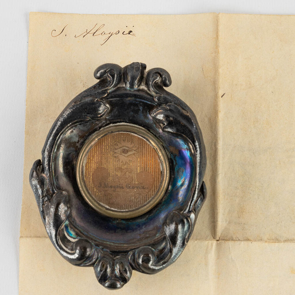 1  Reliquary - Relic Ex Arca Sepulcrali Sancti Alois Gonzagae, Confessoris. With Original Document