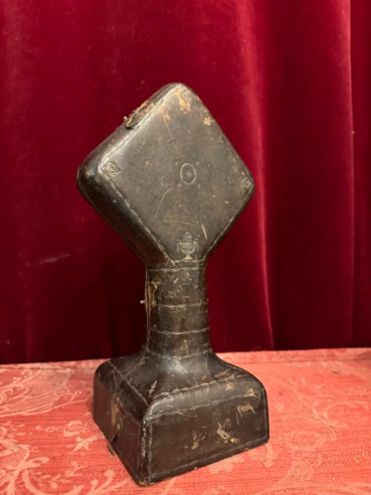 1  Reliquary - Relic Ex Ligno S. Crucis D.N.J.C. With Original Case