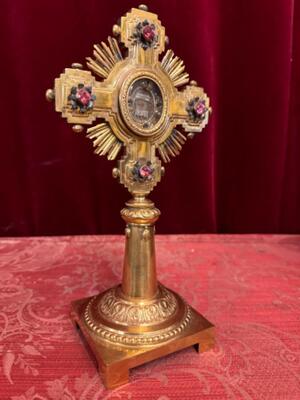 Reliquary - Relic Ex Ligno S. Crucis D.N.J.C. With Original Case en Bronze / Gilt / Stones / Glass, Italy 19 th century ( Anno 1875 )