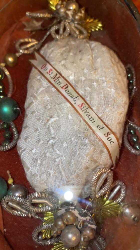 1  Reliquary - Relic Ex Ossibus Ss. Mm. Donati & Silvanii Et Soc.