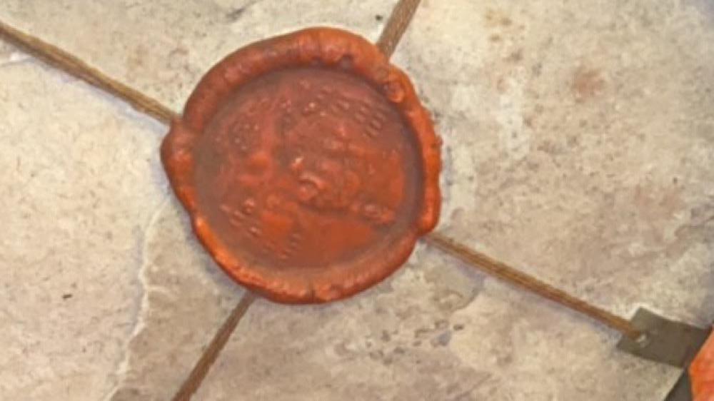 1  Reliquary - Relic Ex Ossibus St. Clemens