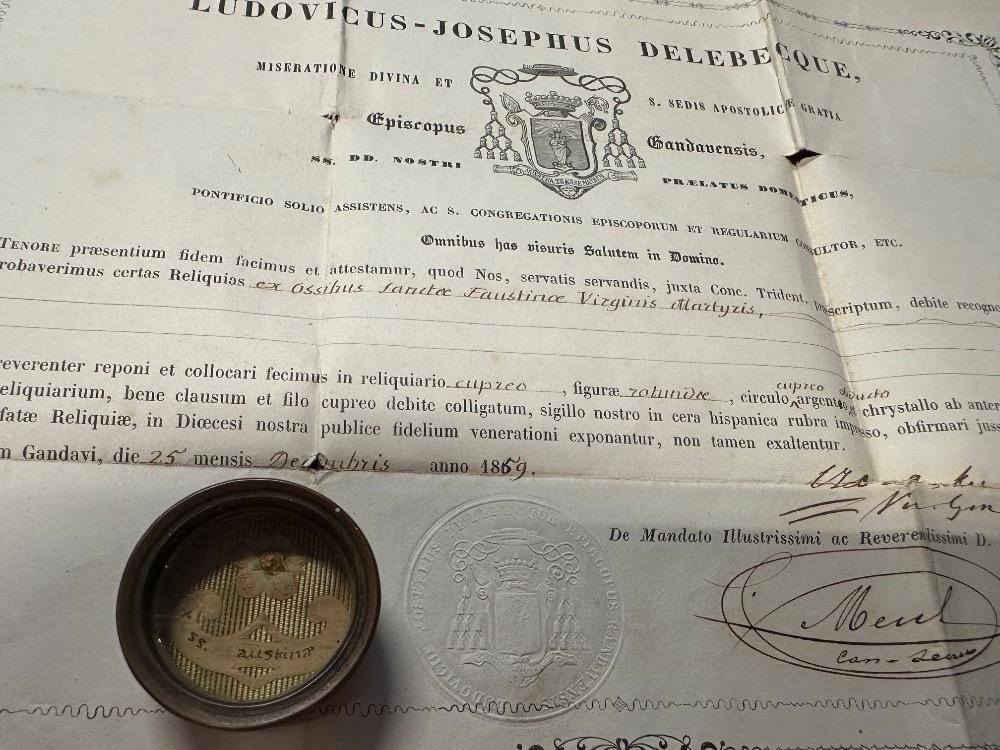 1  Reliquary - Relic Ex Ossibus St. Faustina With Original Document