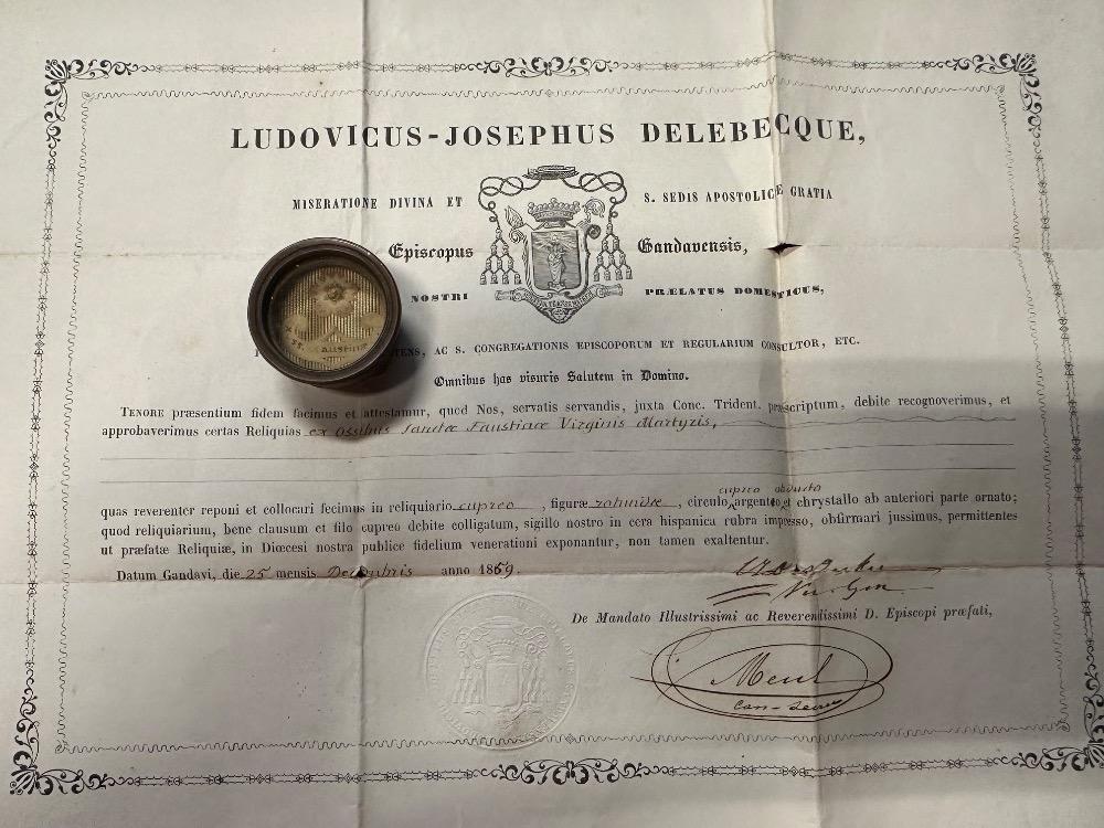 1  Reliquary - Relic Ex Ossibus St. Faustina With Original Document