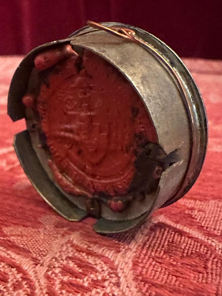 1  Reliquary - Relic Ex Ossibus St. Hadrianus