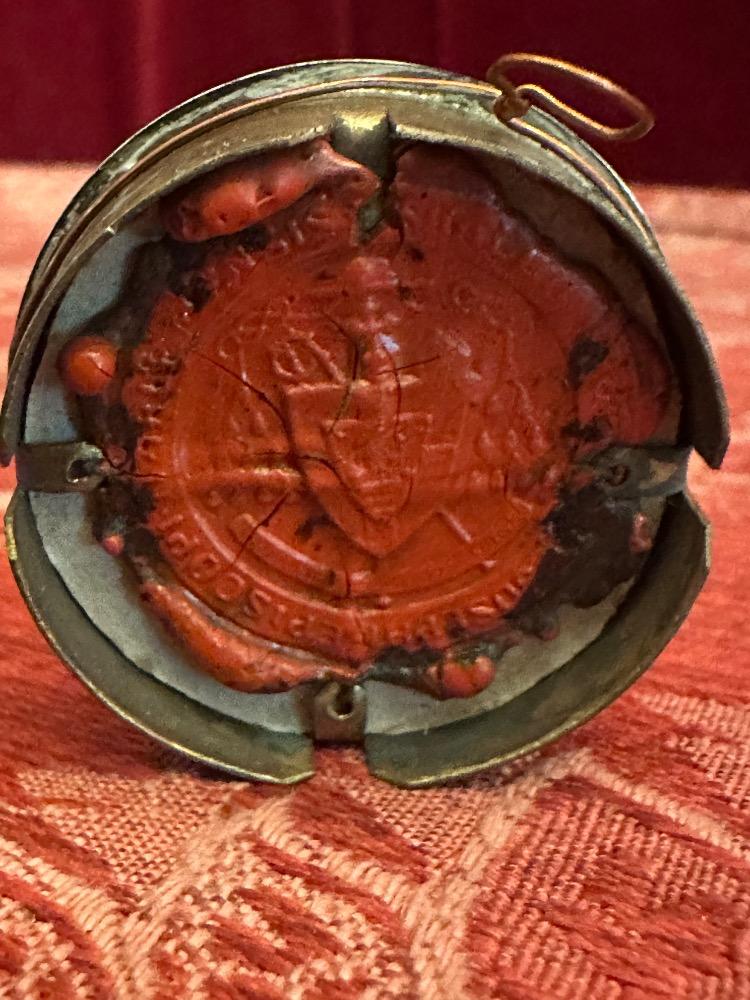 1  Reliquary - Relic Ex Ossibus St. Hadrianus