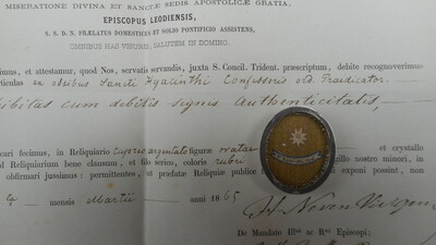 Reliquary - Relic Ex Ossibus St. Hyacinthus With Original Document en Brass / Glass / Wax Seal, Belgium  19 th century