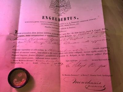 Reliquary - Relic Ex Ossibus St. Joannes Chrysostomos With Original Document en Brass / Glass / Wax Seal, Belgium  19 th century