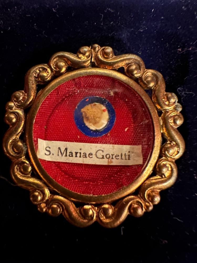 1  Reliquary - Relic Ex Ossibus St. Maria Goretti
