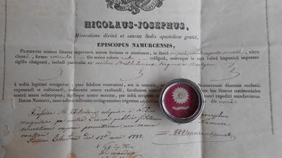 Reliquary - Relic  Ex Ossibus St. Philomena With Original Document  19 th century