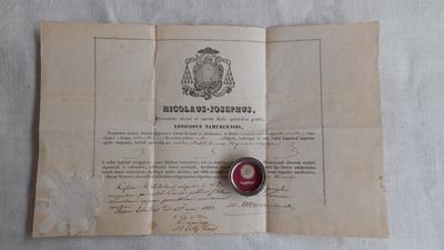 Reliquary - Relic  Ex Ossibus St. Philomena With Original Document  19 th century